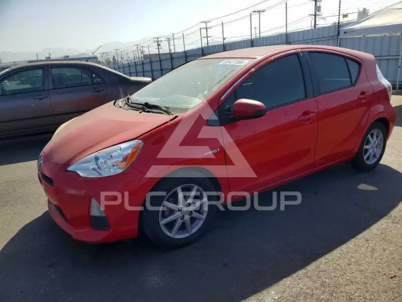 2014 Toyota PRIUS фото