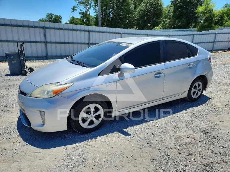 2014 Toyota PRIUS фото