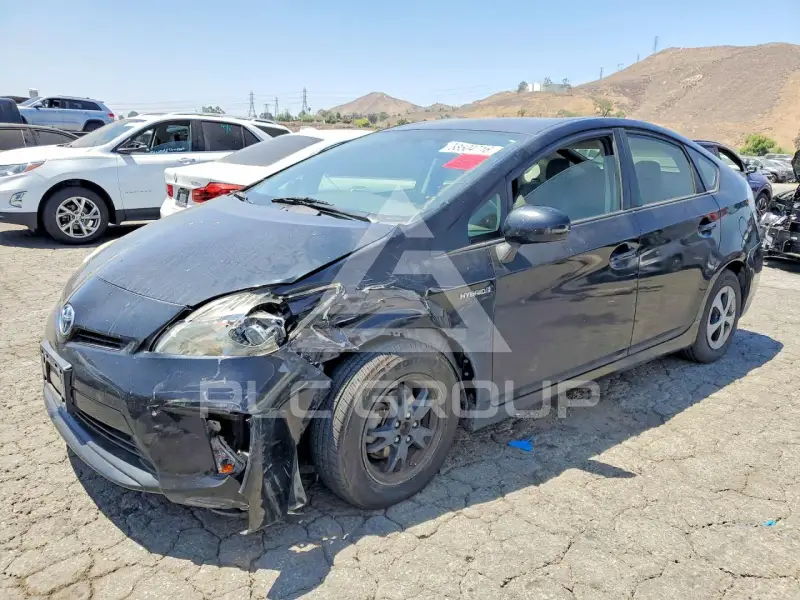 2014 Toyota PRIUS photo