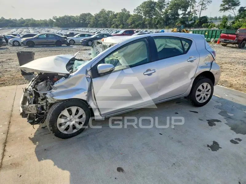 2014 Toyota PRIUS фото