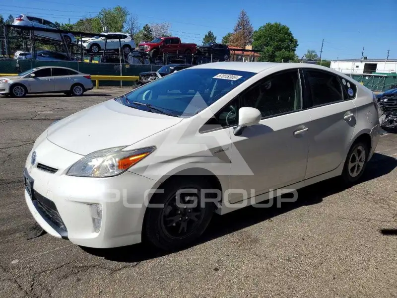 2014 Toyota PRIUS фото