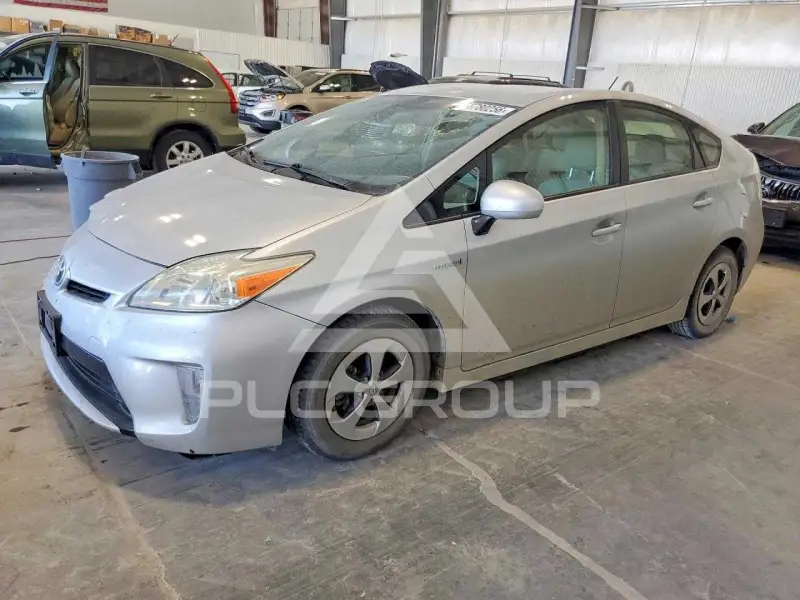 2014 Toyota PRIUS photo
