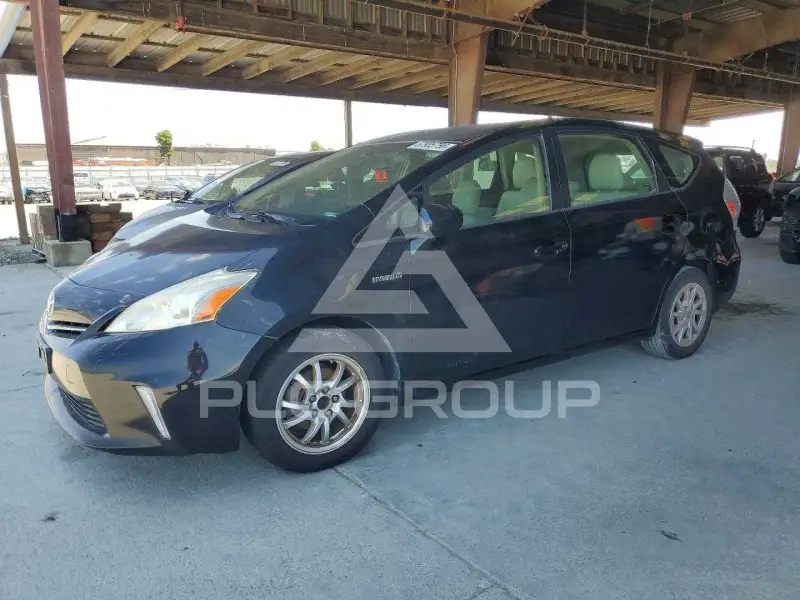 2014 Toyota PRIUS фото