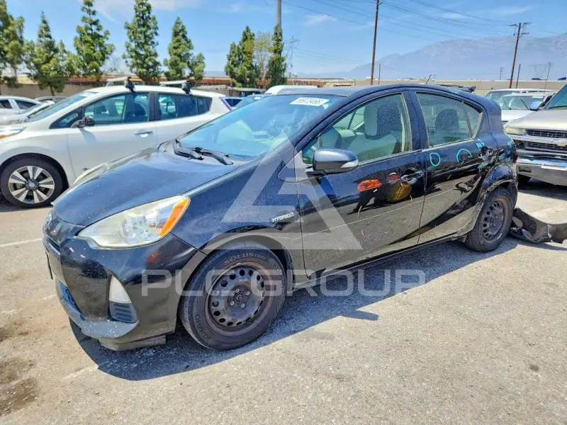 2014 Toyota PRIUS фото