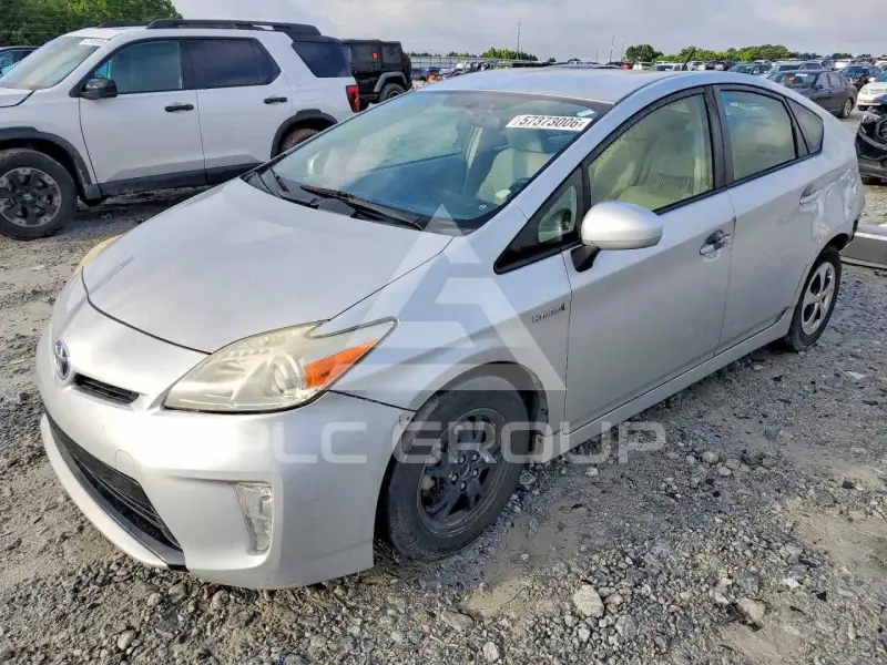 2014 Toyota PRIUS фото