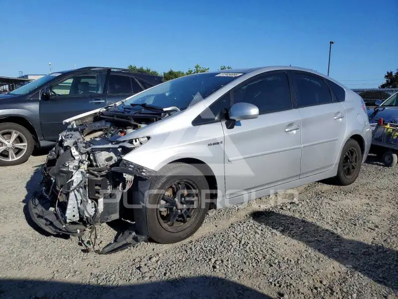 2014 Toyota PRIUS photo