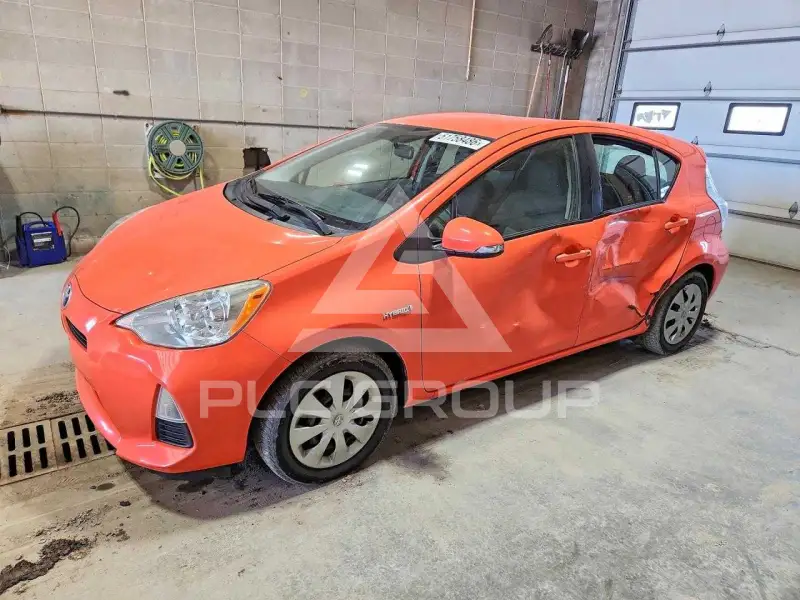 2014 Toyota PRIUS фото