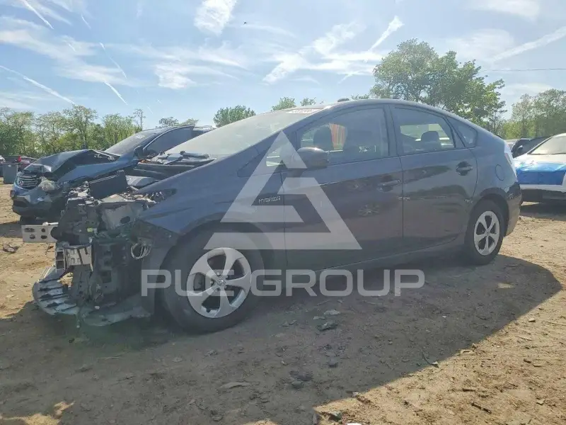 2014 Toyota PRIUS фото