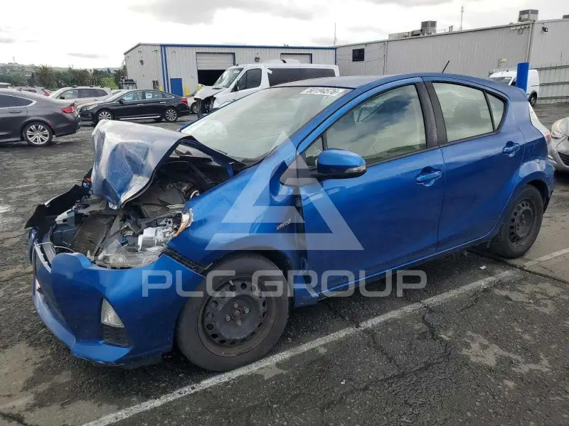 2014 Toyota PRIUS photo