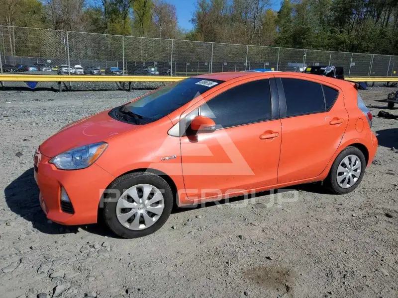 2014 Toyota PRIUS фото