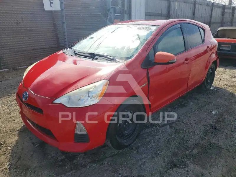 2014 Toyota PRIUS фото