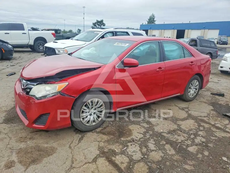2014 Toyota CAMRY photo