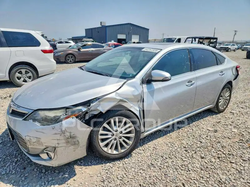2014 Toyota AVALON photo