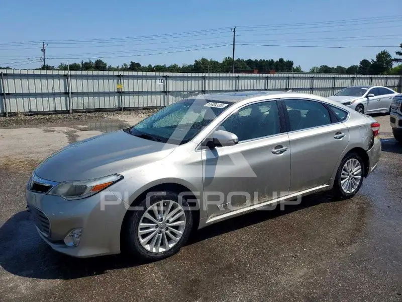 2014 Toyota AVALON фото