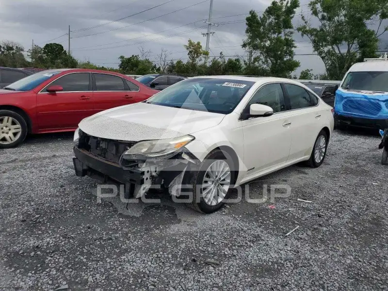 2014 Toyota AVALON photo