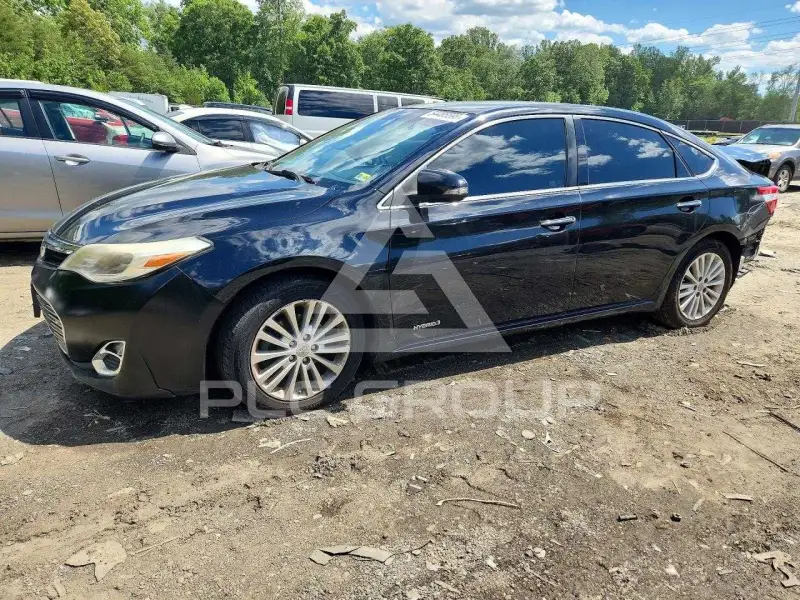 2014 Toyota AVALON photo