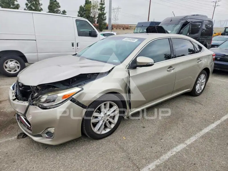 2014 Toyota AVALON photo