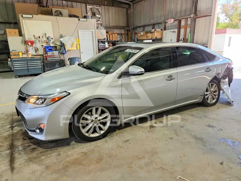 2014 Toyota AVALON photo