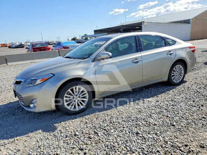 2014 Toyota AVALON photo