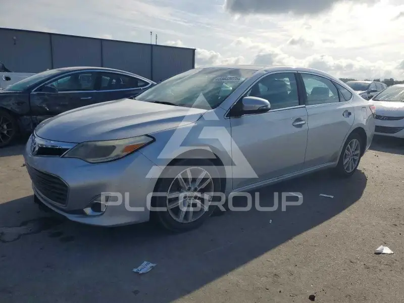 2014 Toyota AVALON photo