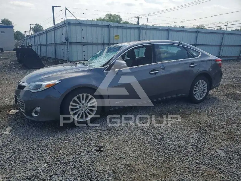 2014 Toyota AVALON photo