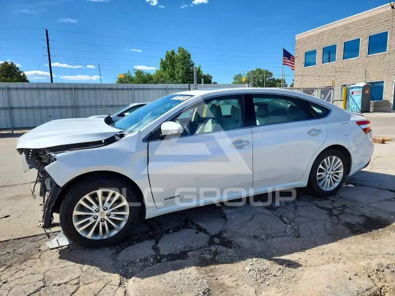 2014 Toyota AVALON фото