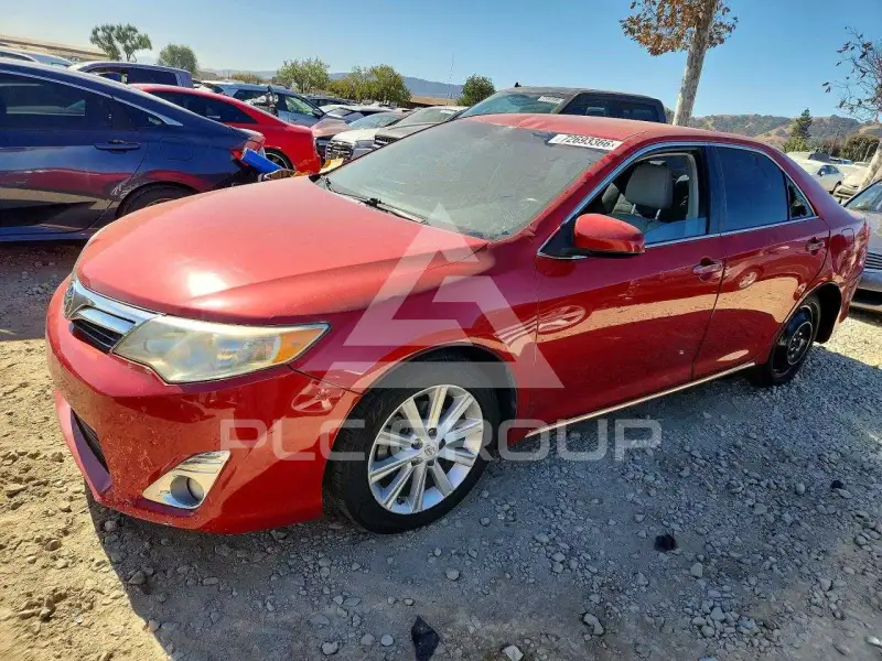 2014 Toyota CAMRY фото