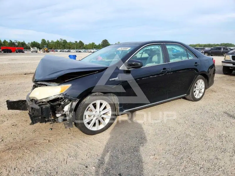 2014 Toyota CAMRY фото