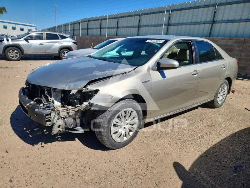 2014 Toyota CAMRY фото