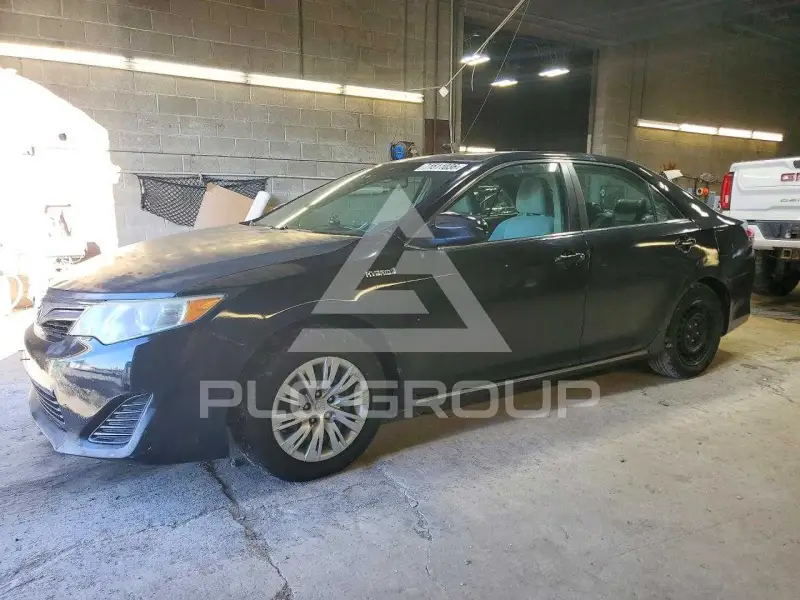 2014 Toyota CAMRY фото