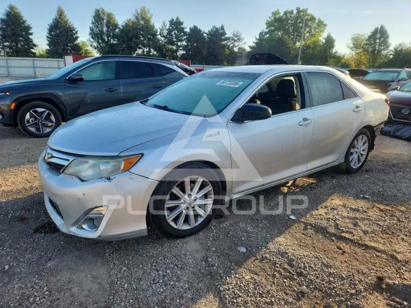 2014 Toyota CAMRY фото