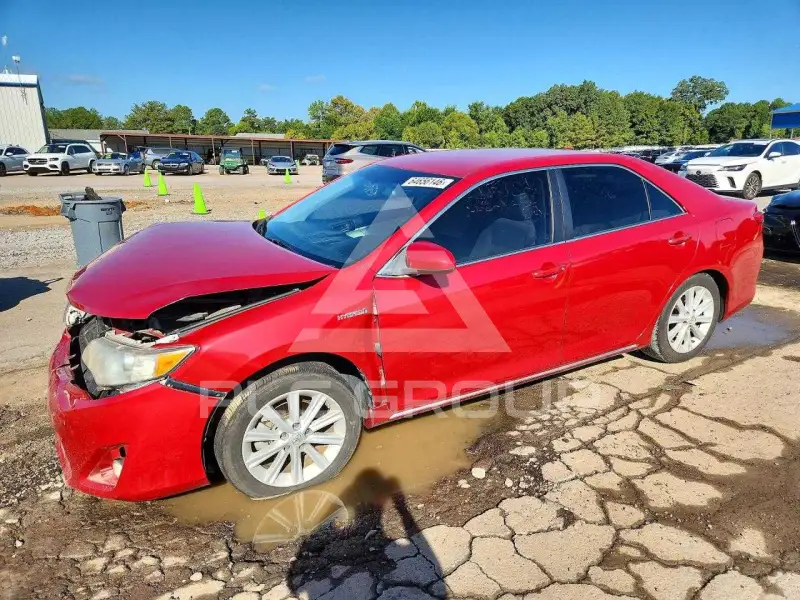 2014 Toyota CAMRY фото