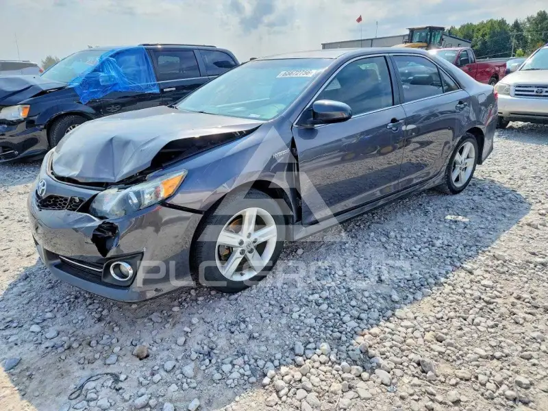 2014 Toyota CAMRY photo