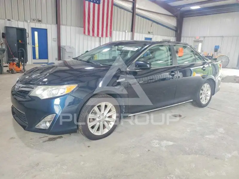 2014 Toyota CAMRY photo