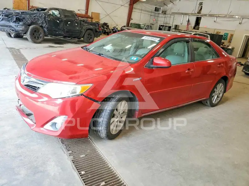 2014 Toyota CAMRY фото