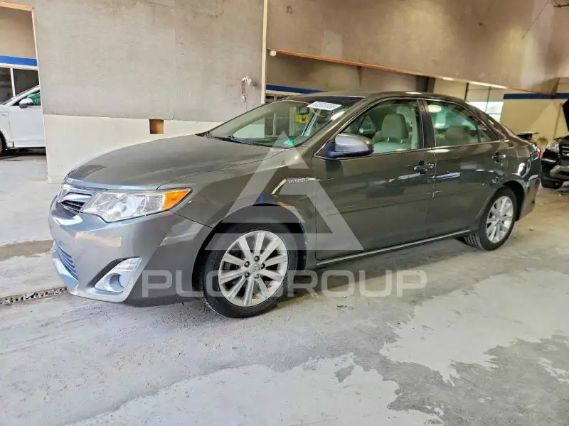 2014 Toyota CAMRY фото