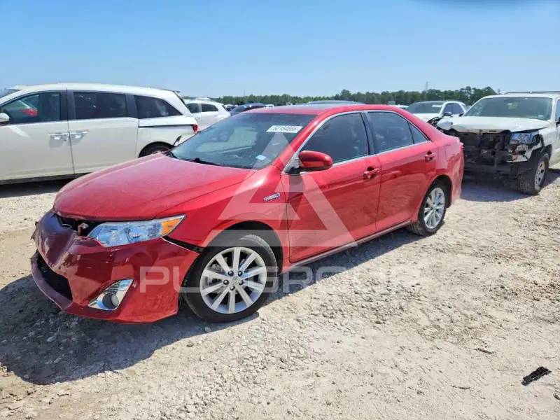 2014 Toyota CAMRY фото