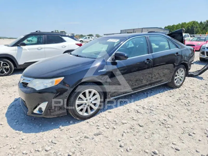 2014 Toyota CAMRY фото