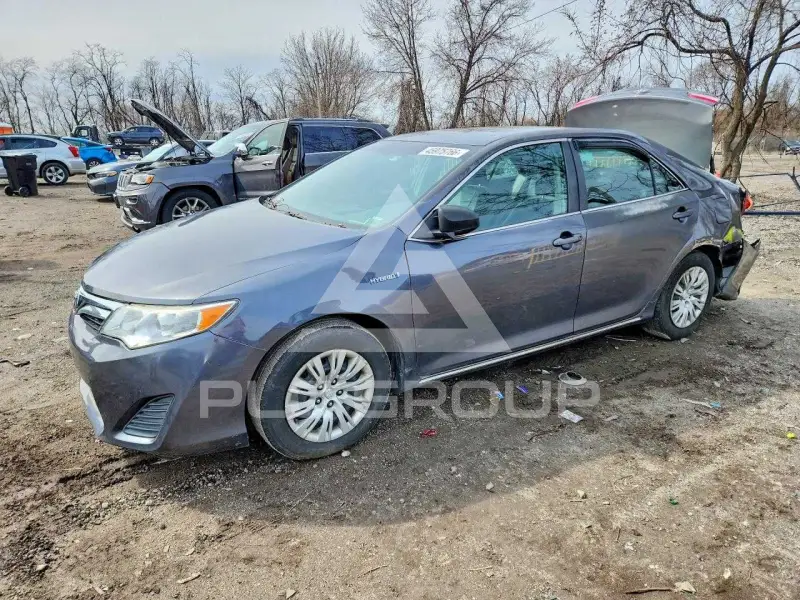 2014 Toyota CAMRY фото
