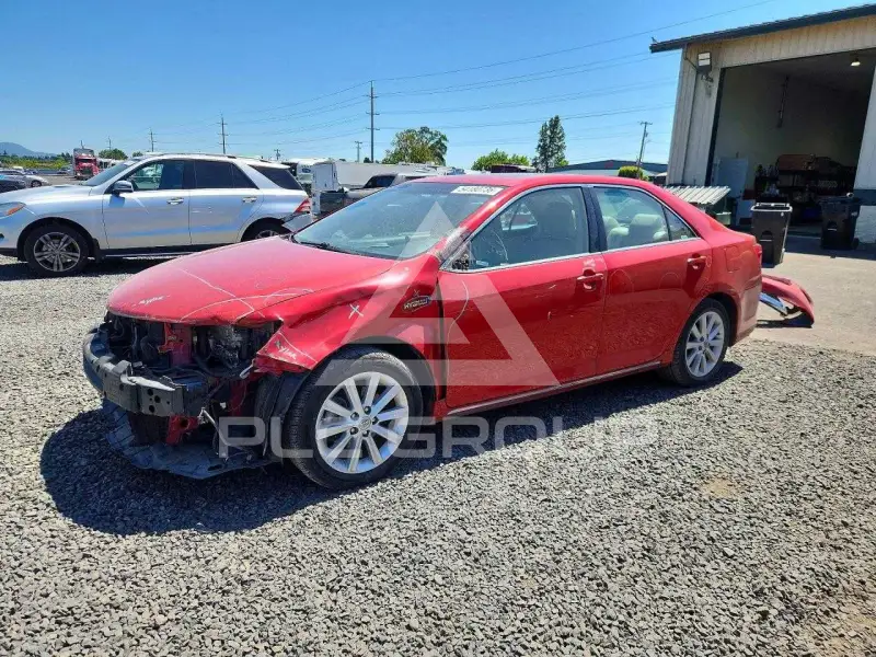 2014 Toyota CAMRY фото