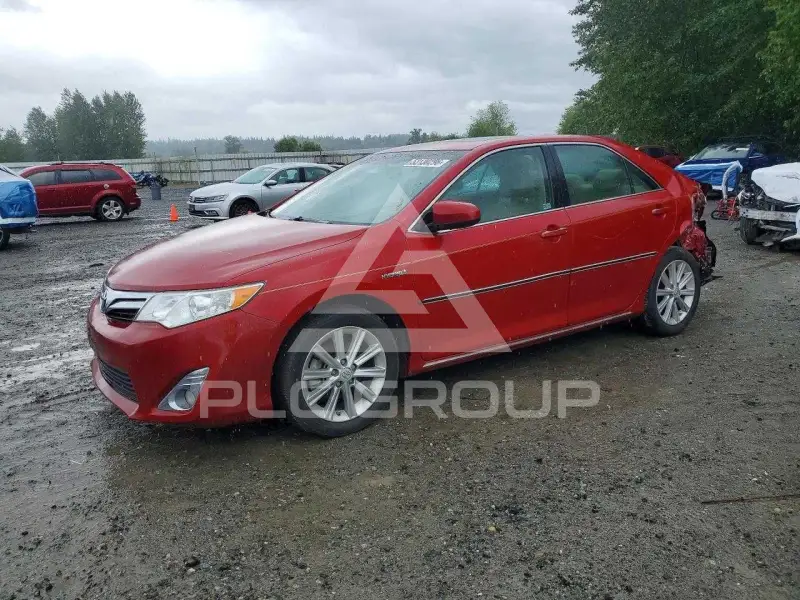 2014 Toyota CAMRY фото