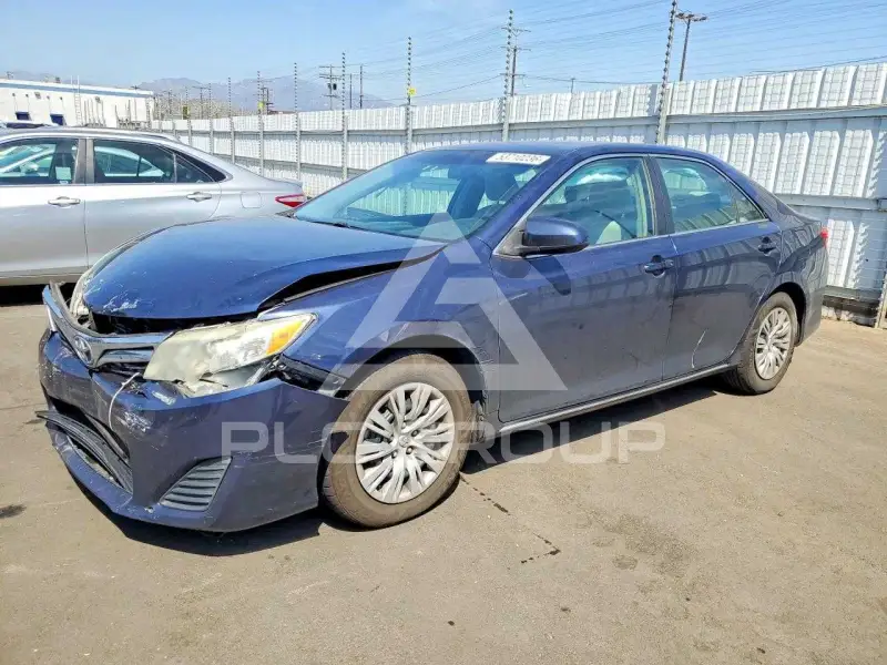 2014 Toyota CAMRY фото