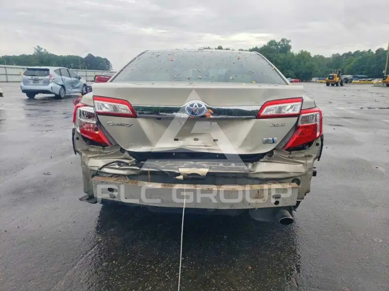 2014 Toyota CAMRY фото