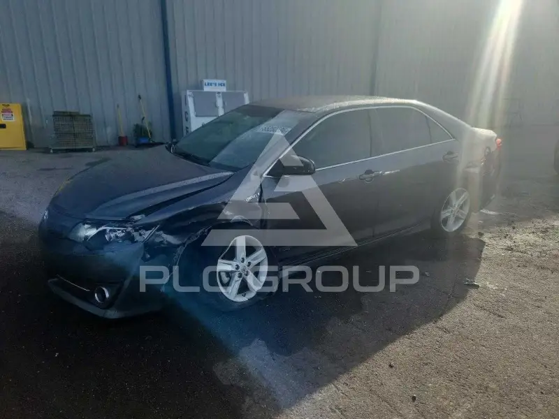 2014 Toyota CAMRY photo