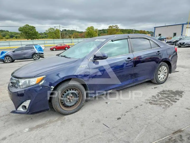 2014 Toyota CAMRY фото