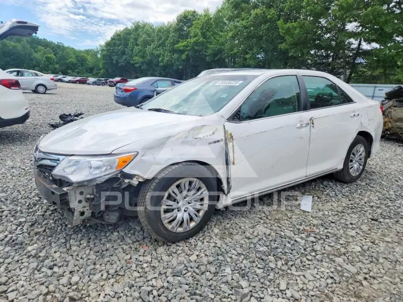 2014 Toyota CAMRY photo