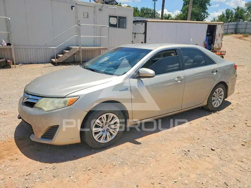 2014 Toyota CAMRY фото