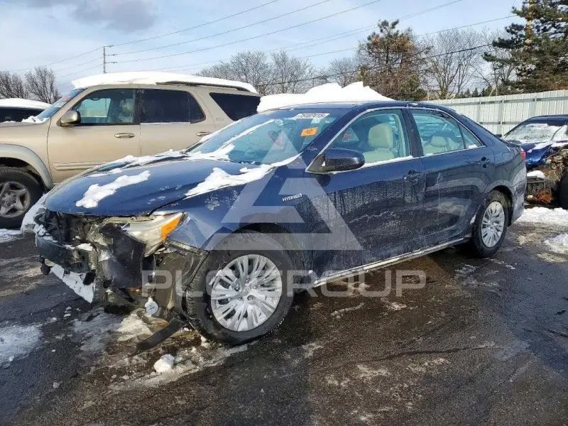 2014 Toyota CAMRY фото