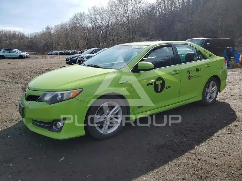 2014 Toyota CAMRY фото