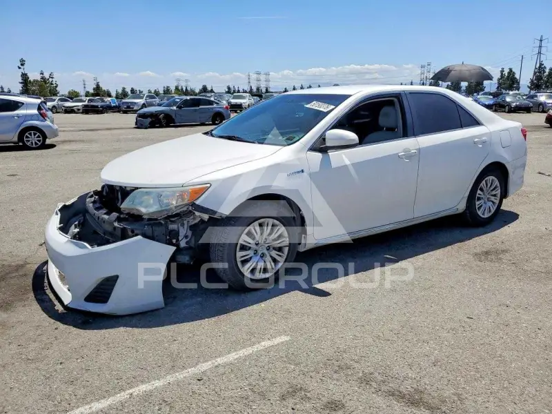 2014 Toyota CAMRY фото